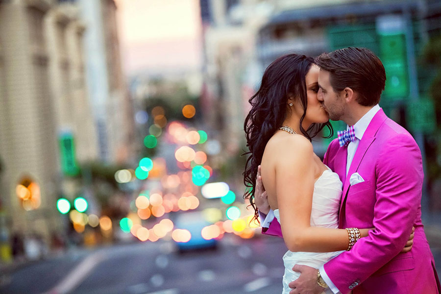 Sex kiss in Brisbane